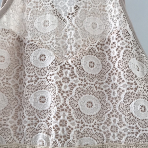 Lace floral dress size medium - Picture 6 of 10